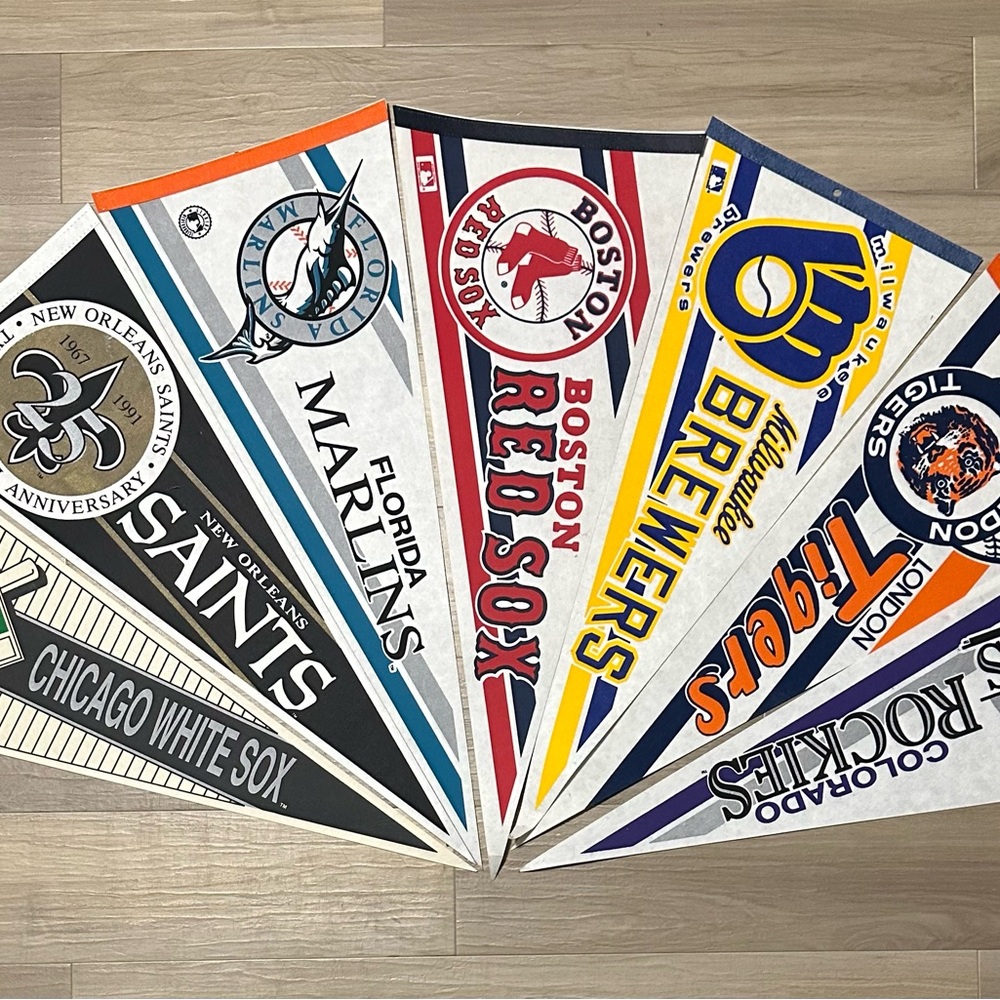 Vintage 80s/90s MLB/NFL pennants